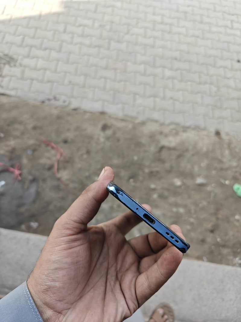 OPPO Reno 11F 4