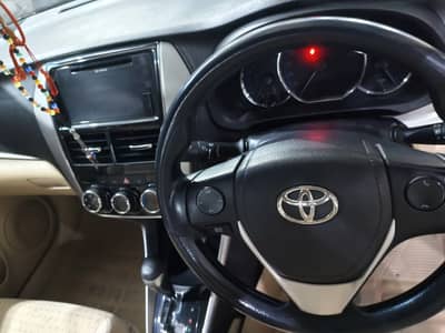 Yaris 1.3 CVT Ativ
