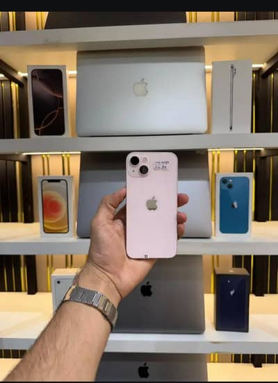 Apple iPhone 13