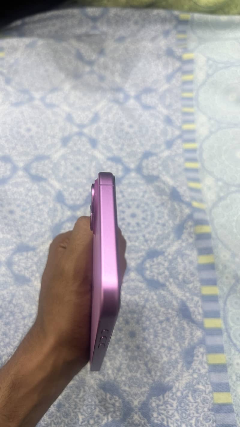 iPhone 16 Plus 128GB Factory Unlocked 5