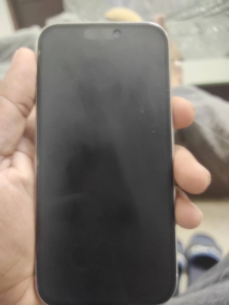 Apple iPhone 15 Pro 3