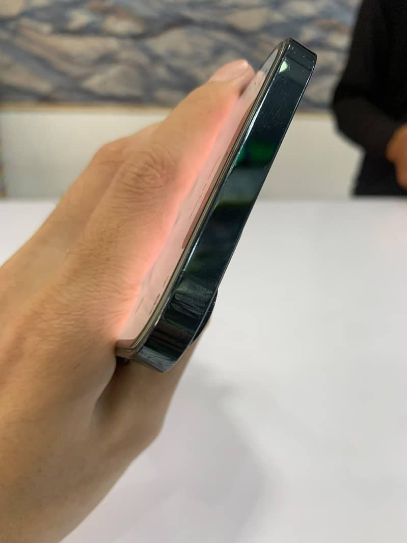 Apple iPhone 12 Pro Max 8