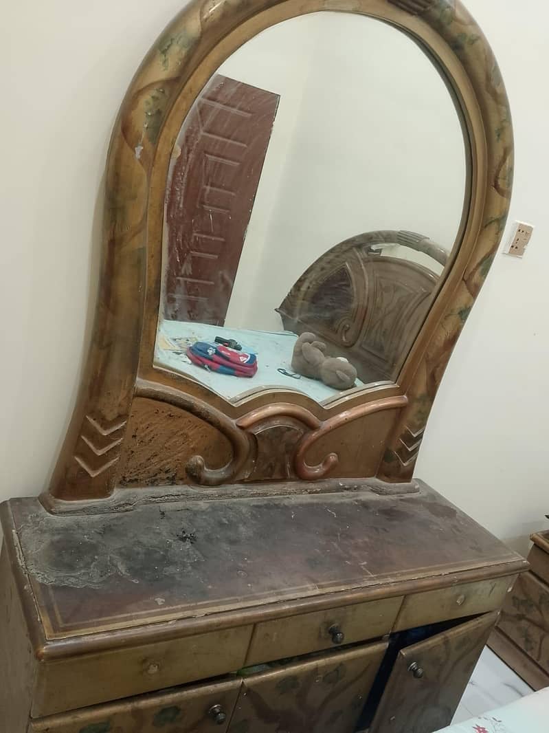 bed and dressing with side table 8