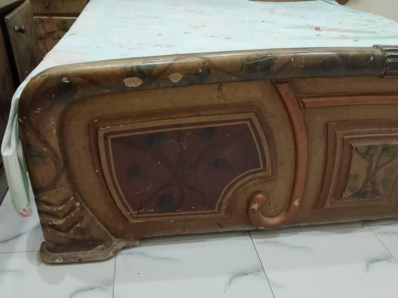 bed and dressing with side table 9