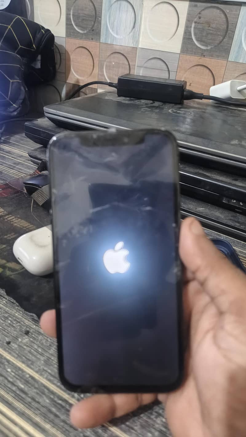 Apple iPhone 12 Pro 1