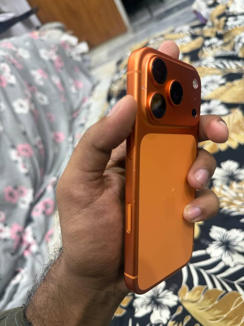 Apple iPhone 17 Pro 3