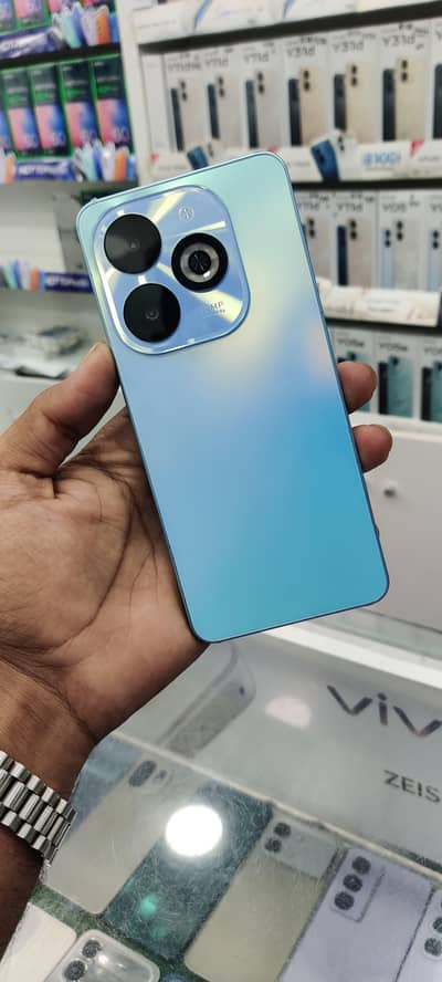 Infinix Smart 8 Pro