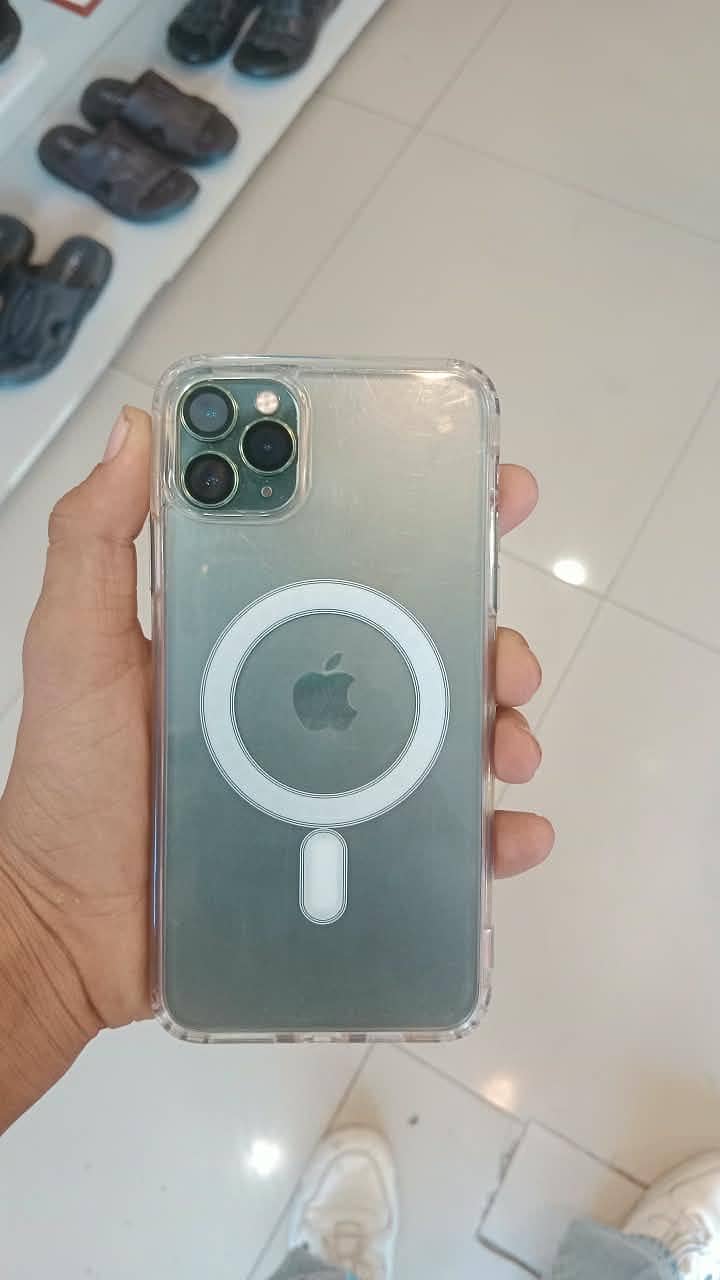 Iphone 11 pro max 6