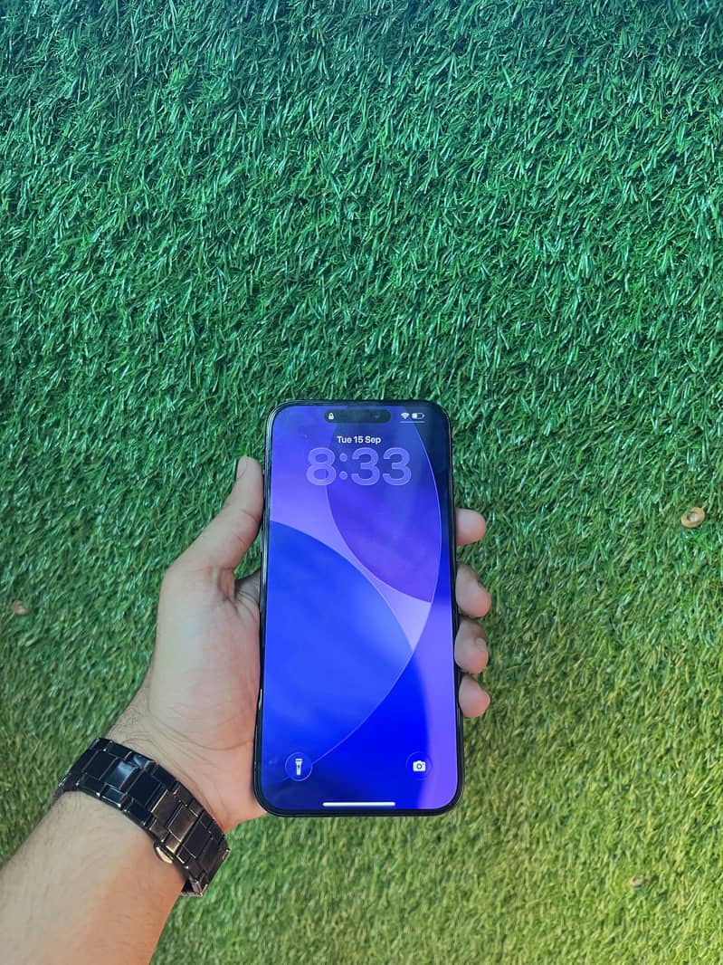 Apple iPhone 15 Pro Max 1