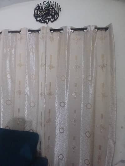 windows curtain good condition as new