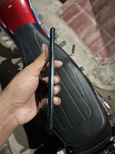 Infinix Note 7    4/128
