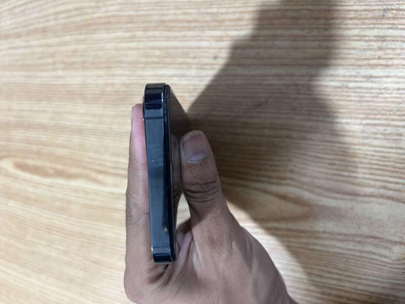 Apple iPhone 12 Pro 3