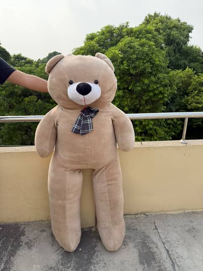 Giant Teddy Bear – Extra Large, Soft & Cuddly | Excellent Gift