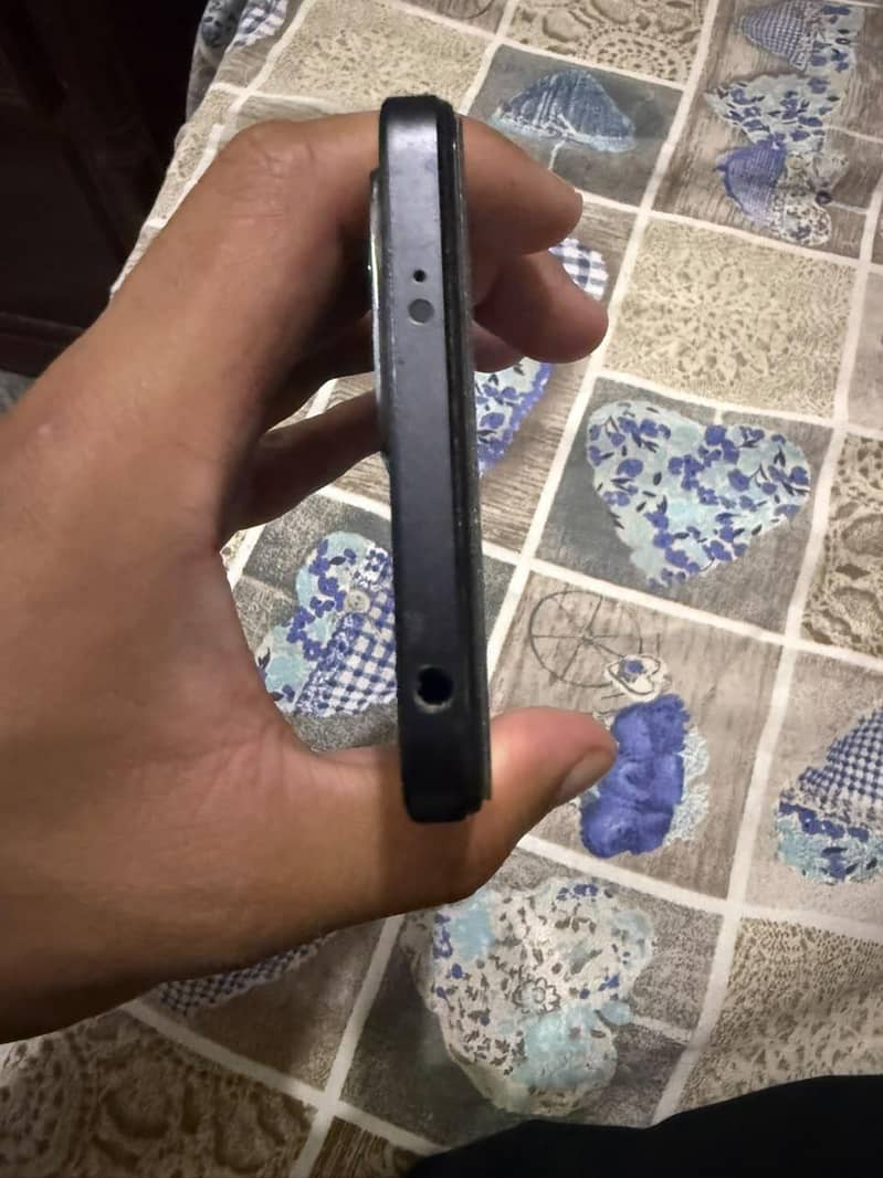 Xiaomi Redmi Note 12 4