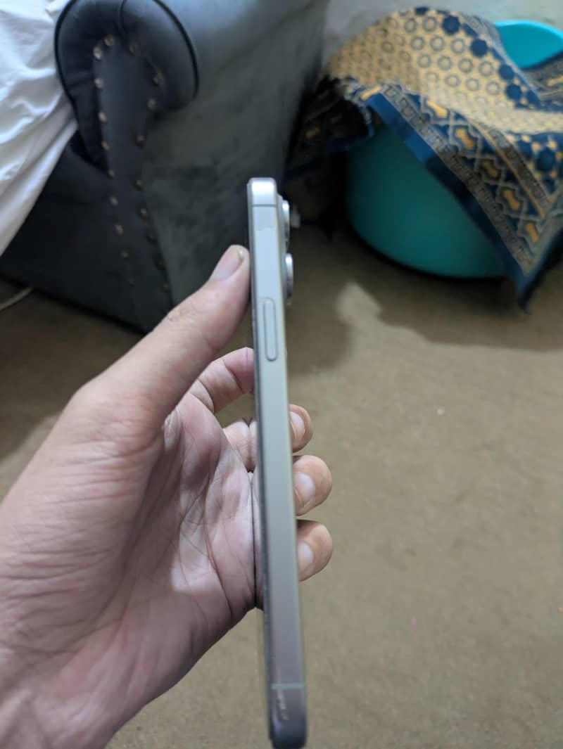 Apple iPhone 15 Pro Max 1