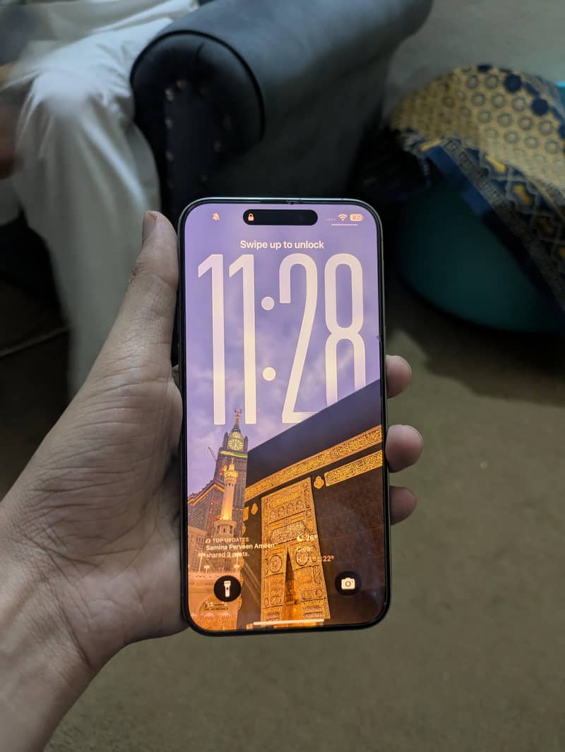Apple iPhone 15 Pro Max 2