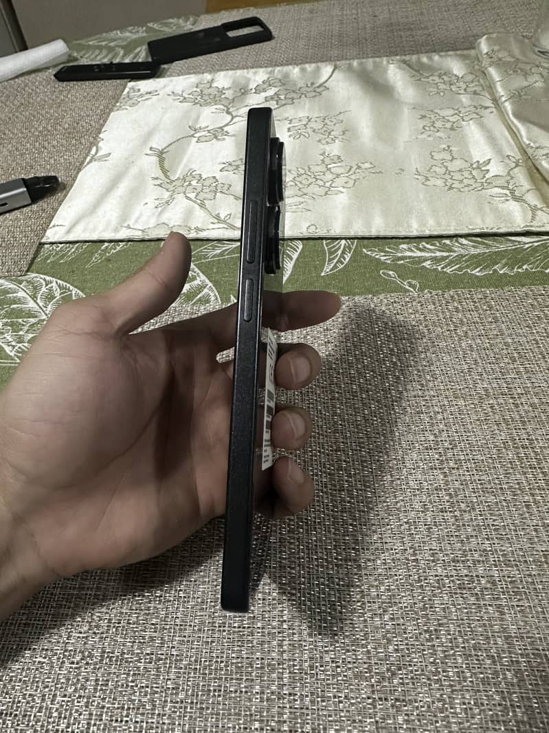 Xiaomi Redmi Note 13 Pro 1