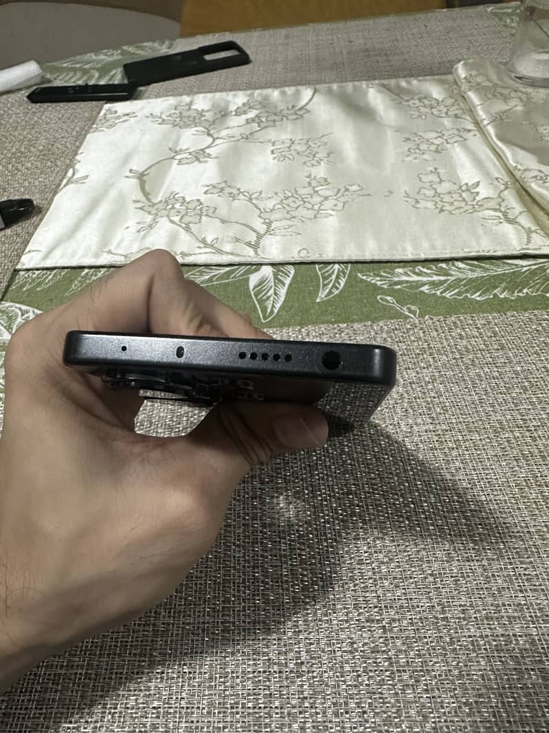 Xiaomi Redmi Note 13 Pro 3