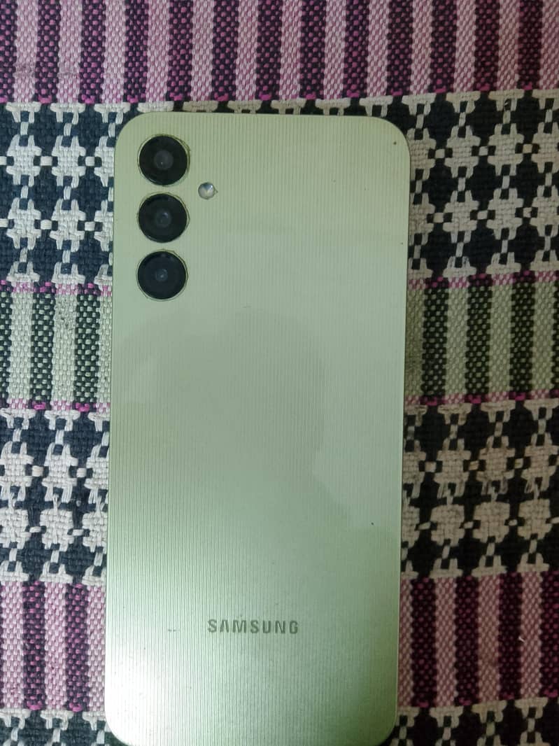 Samsung a14 4
