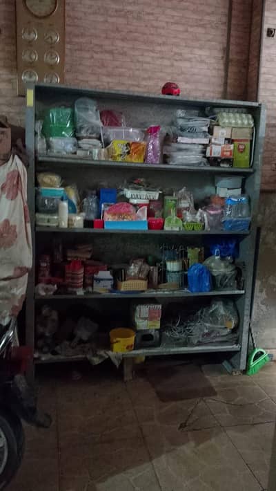 A Perfect Shelf Suitable for Homes and Shops