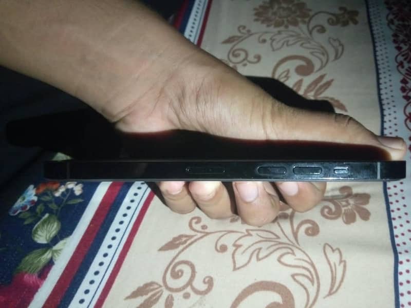 Apple iPhone 14 Pro Max 2
