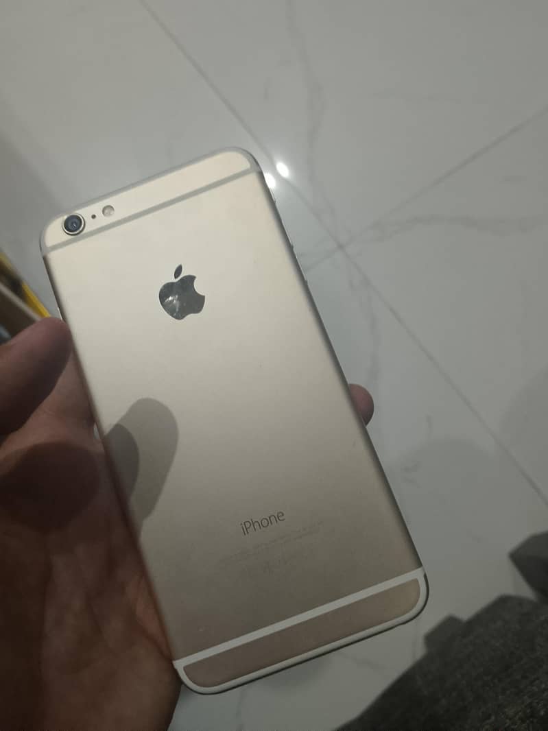 Apple iPhone 6 Plus 2