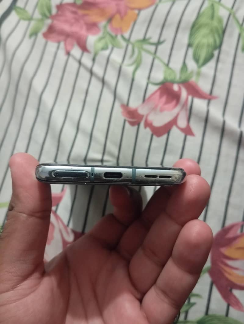One Plus 10 Pro 5G 5