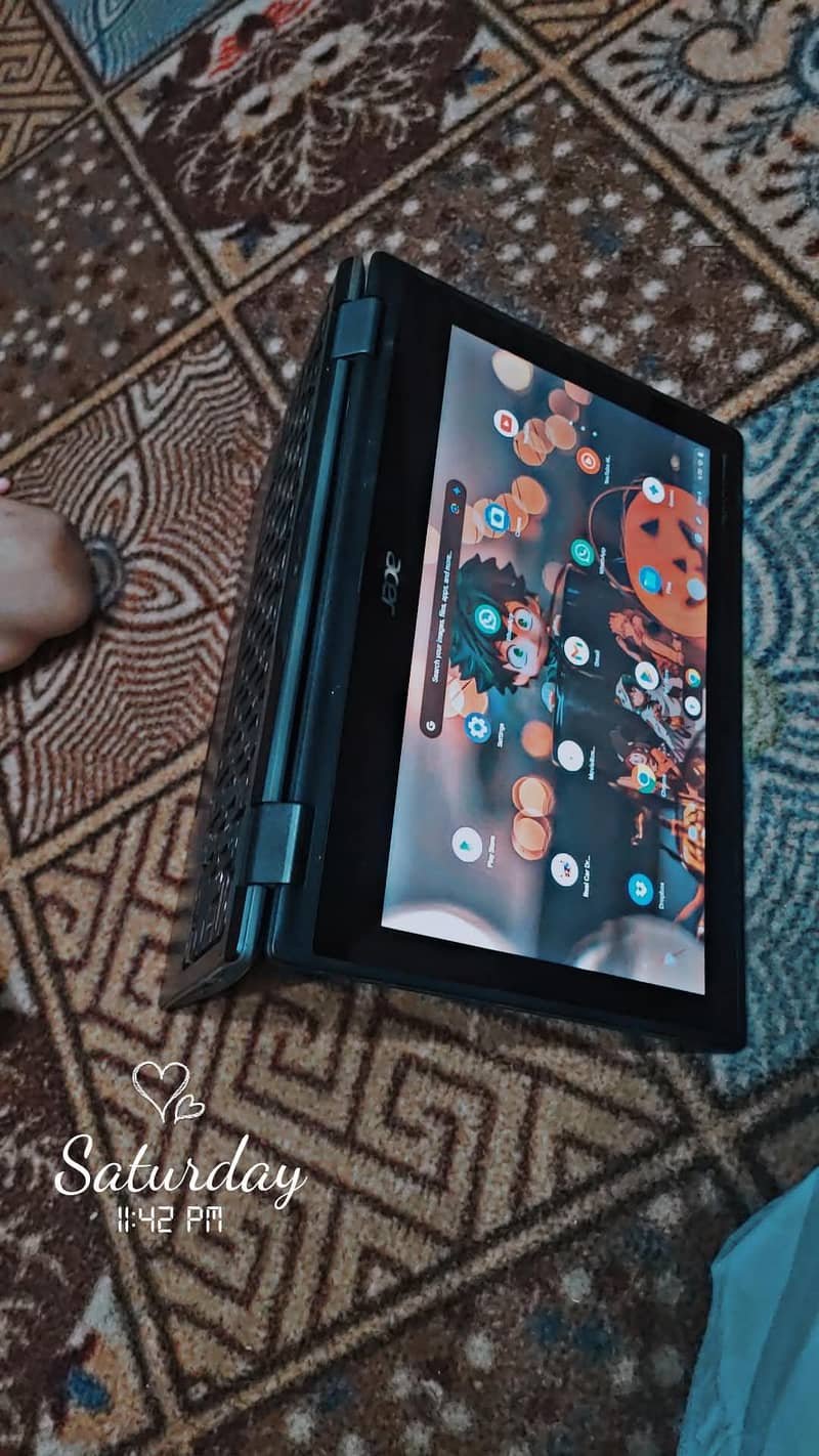 Acer Mackbook touch screen 1