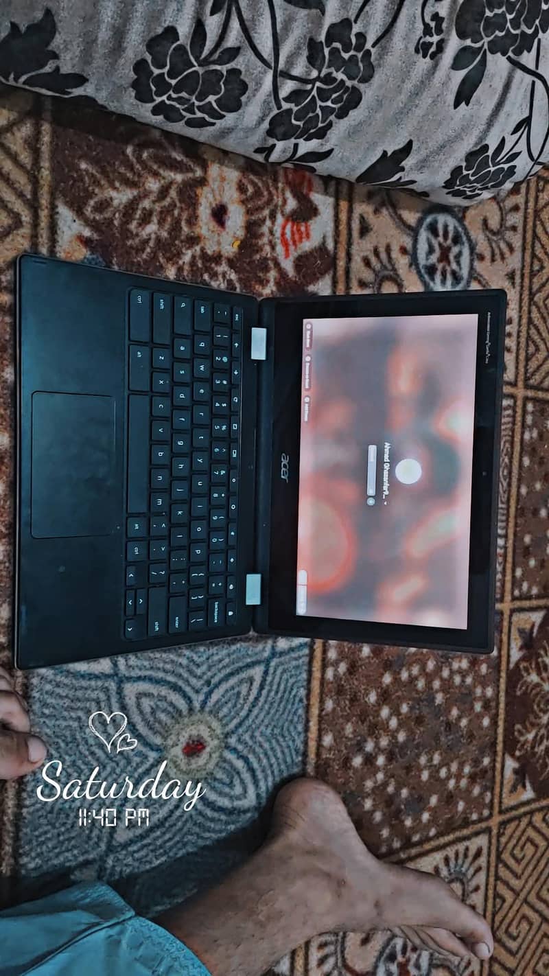 Acer Mackbook touch screen 4