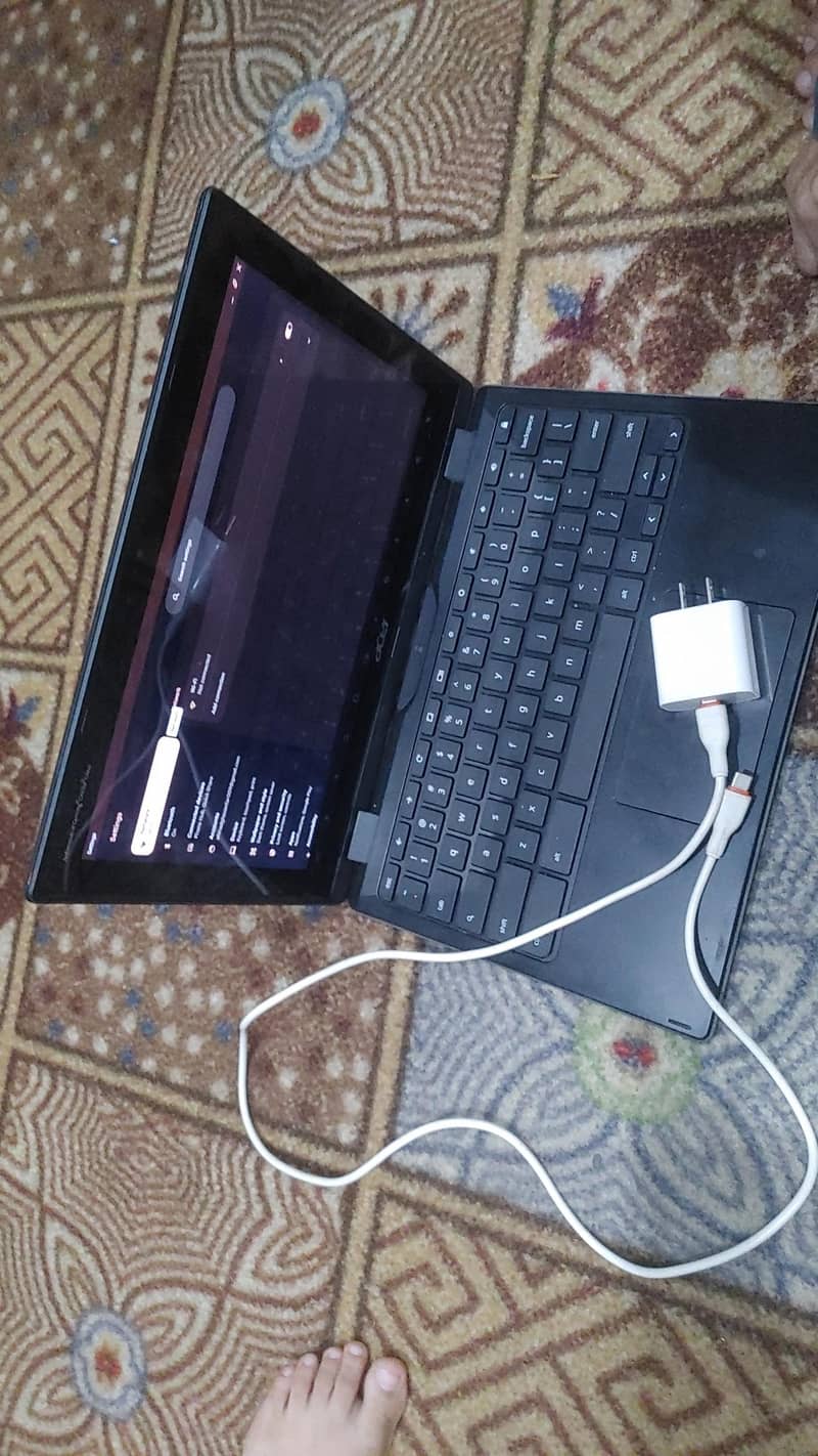 Acer Mackbook touch screen 5