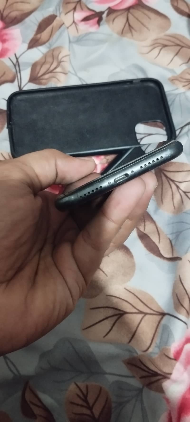 Apple iPhone 11 3