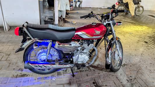 special. E silver 5 gear 125