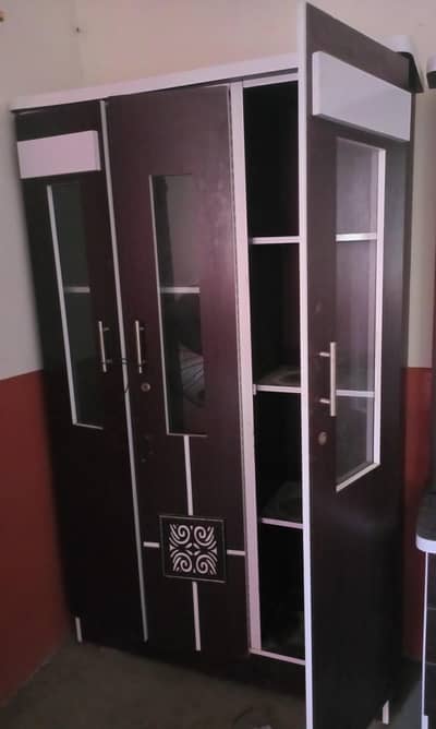 dressing divider & iron almari