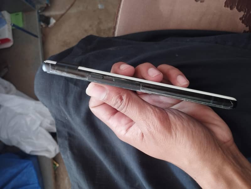Google Pixel 6a 4