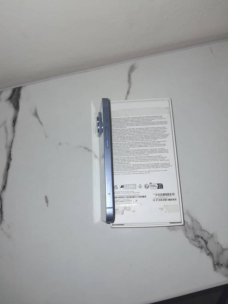 Apple iPhone 14 1