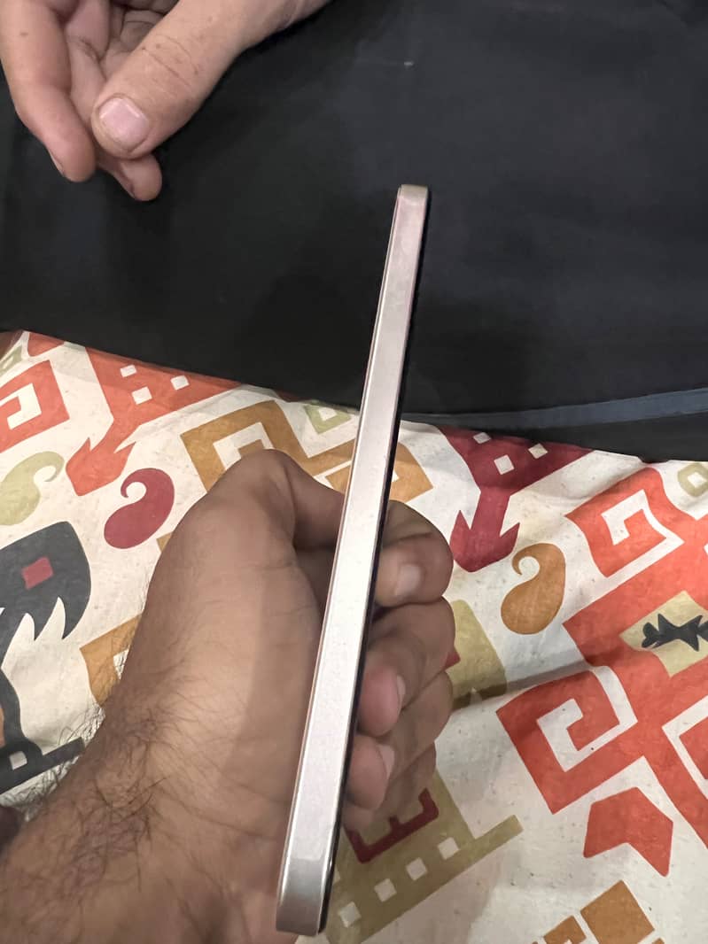 Realme C20 3