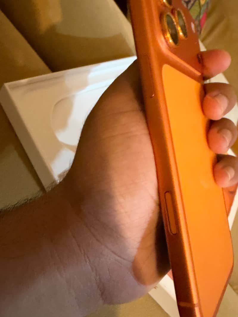 Apple iPhone 17 Pro Max 2