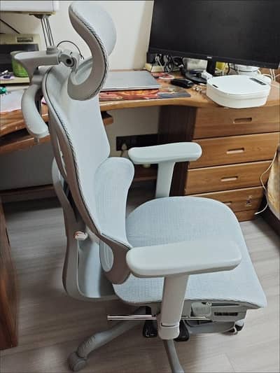 study chair