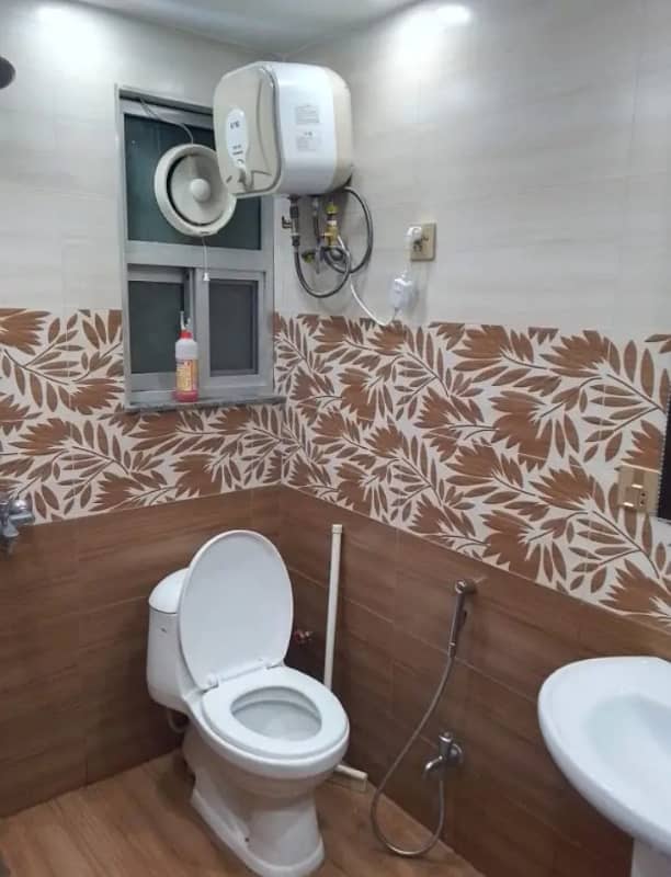 1 bedroom apartment available par day Empire Heights 2 phase 6 ...