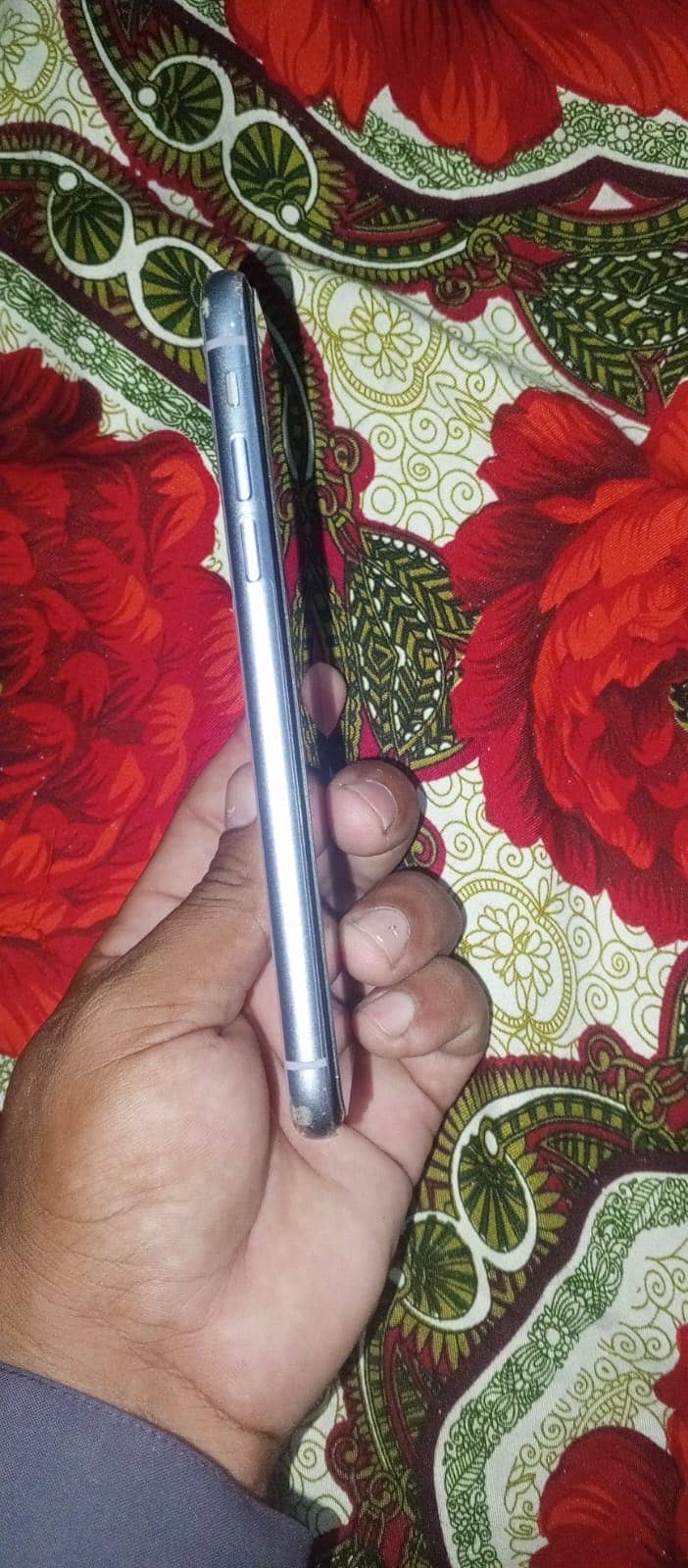 Apple iPhone 11 3