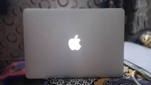 MAC BOOK PRO FOR SALE