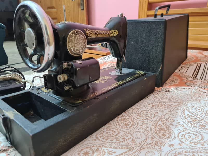 Singer Sewing Machine | Original 3
