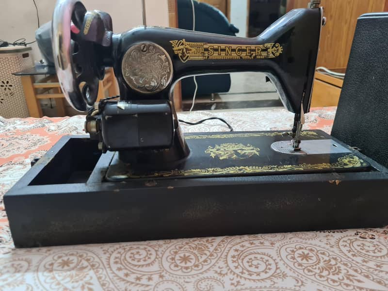 Singer Sewing Machine | Original 4