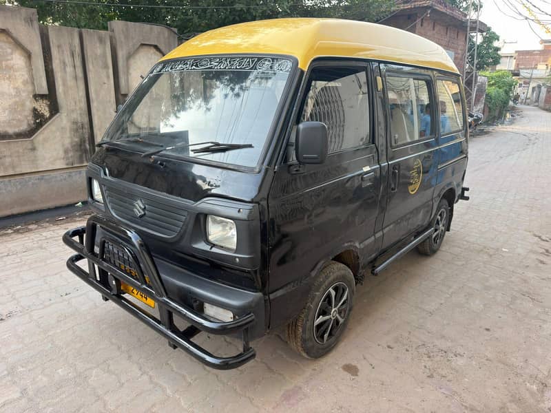 Suzuki Bolan 2012 1
