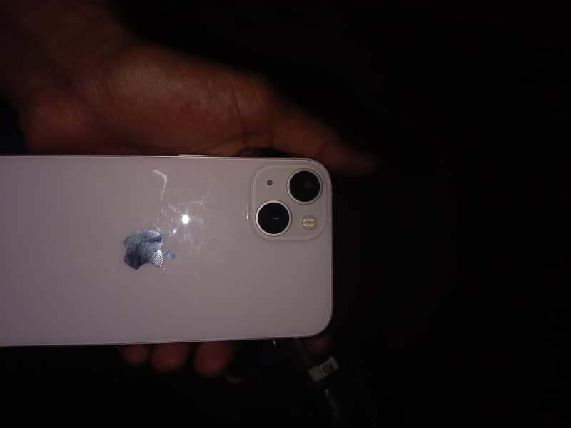 Apple iPhone 13 1