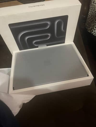 macbook pro m4 16-512