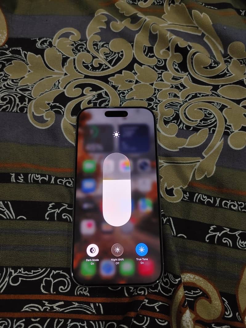 Apple iPhone 16 Pro mobile 7