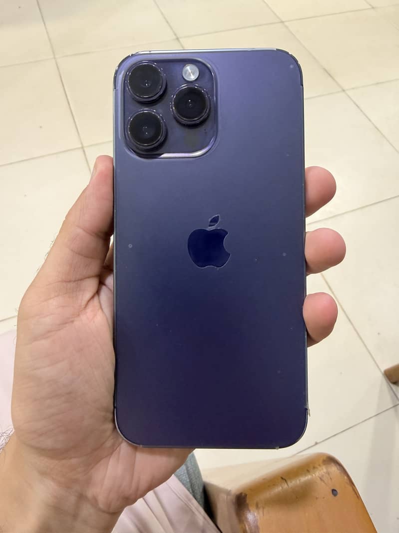 Apple iPhone 14 Pro Max 2