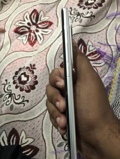 Vivo V40