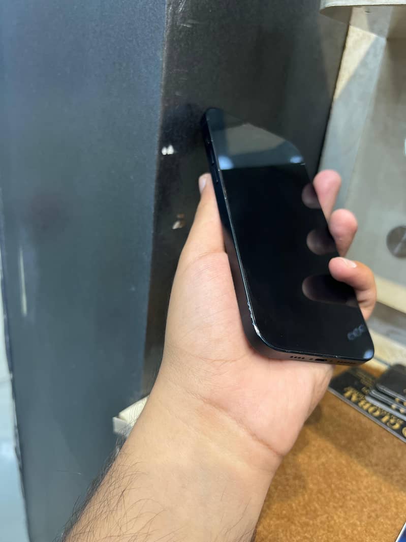 Apple iPhone 14 plus 7